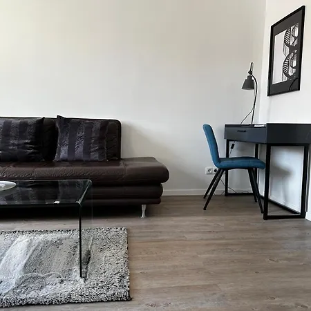 Design By Interior - Bahnhofnaehe, Ruhig, Modern, Arbeitsplatz, Ebk Apartamento Kassel